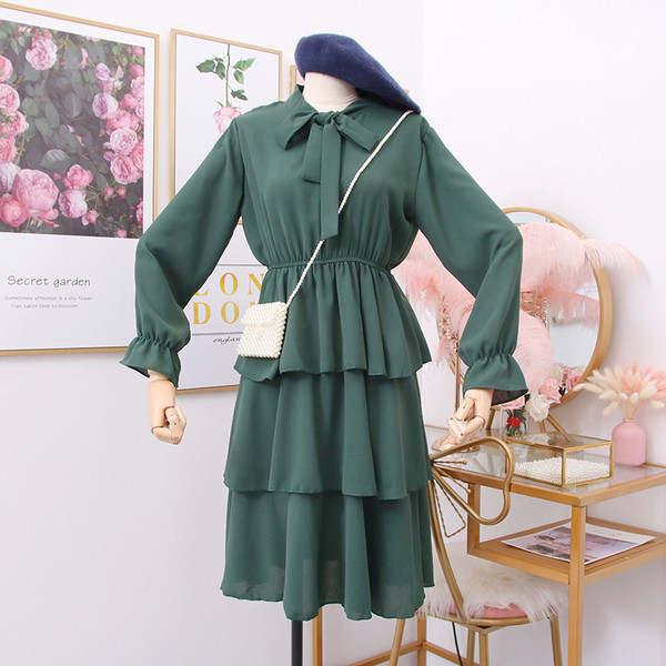 Jelenlegi női ruha nyakkendővel és hosszú ujjú - több színben