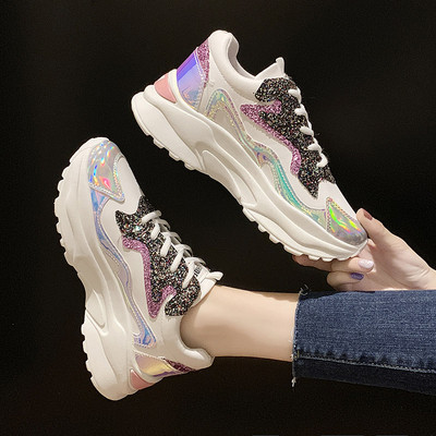 Csillogó hatású, alkalmi női tornacipő három színben