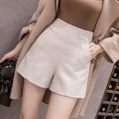 Aktuális női nadrág két színben, zsebekkel