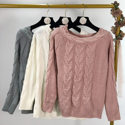 Дамски плътен пуловер с овално деколте в три цвята