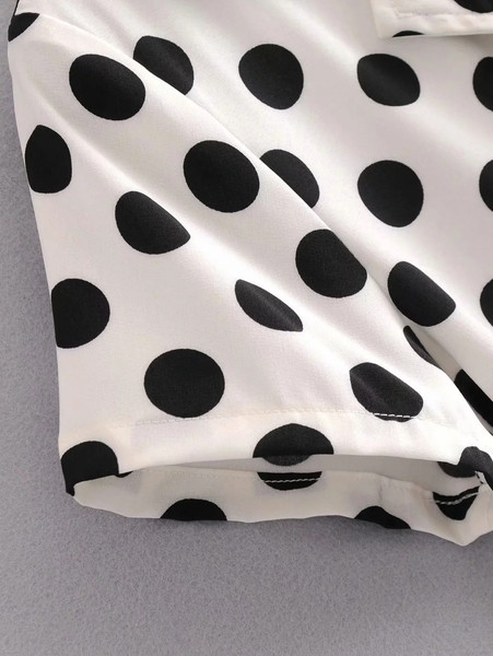 Rochie de dama cu buline alb cu maneci scurte