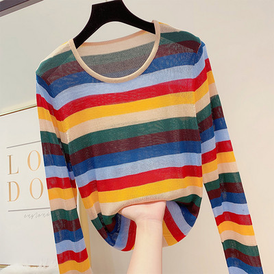 Színes női pulóver O-nyakkal