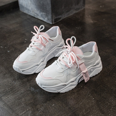 Női alkalmi műbőr tornacipő fehér színben