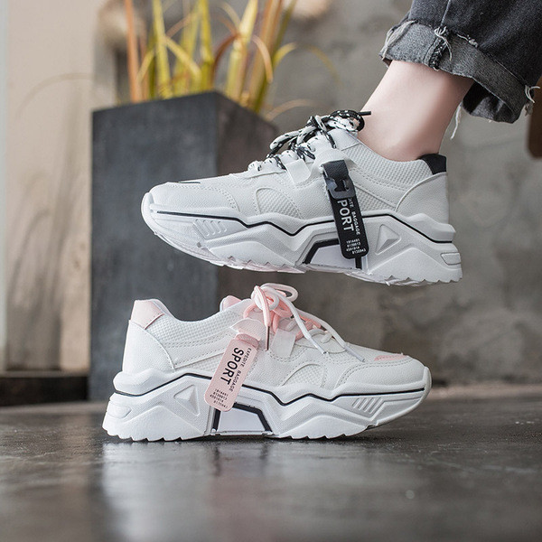 Női alkalmi műbőr tornacipő fehér színben