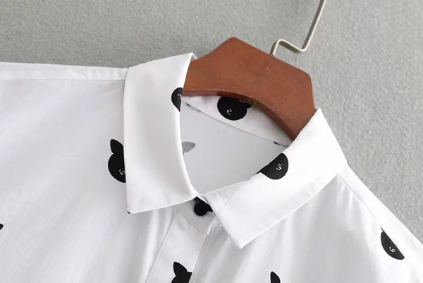 Cămașă de damă elegantă cu aplicație - model asimetric