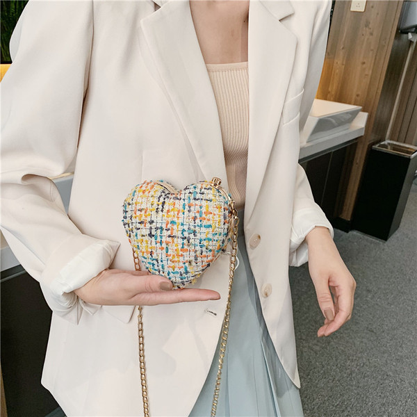 Modern női táska szív alakú három színben