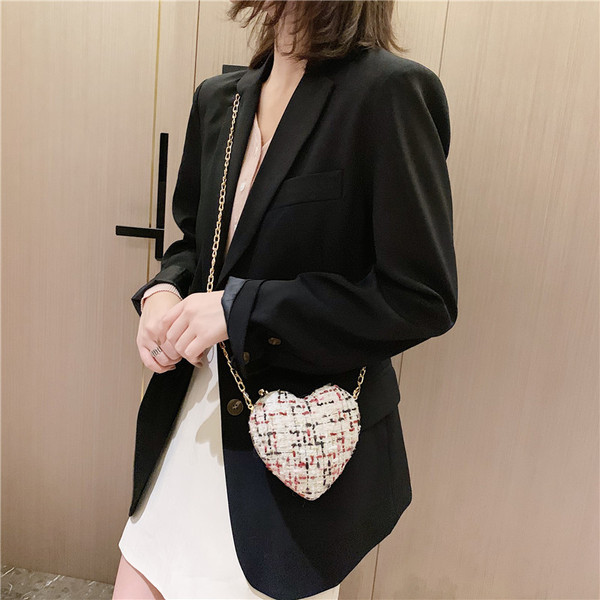 Modern női táska szív alakú három színben