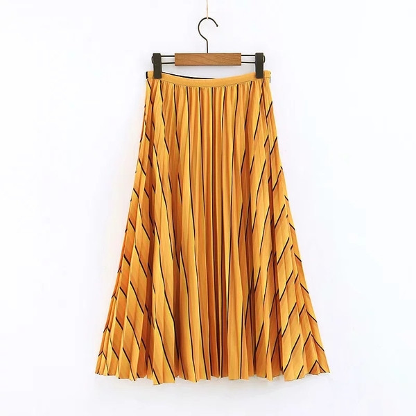 Női szoknya szabású modell, magas derékgumival