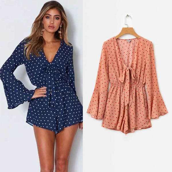 Stílusos női jumpsuit két színben pöttyökkel