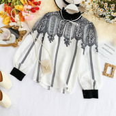 Elegáns női ing O-nyakkal és csipkével több színben