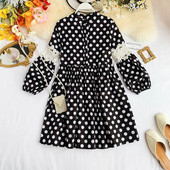 Lezser női ruha hosszú ujjal és csipkével két színben