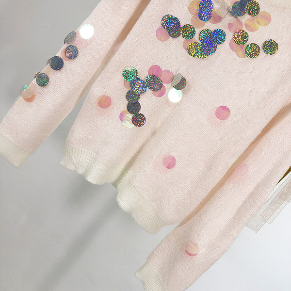 Modern pulóver hosszú ujjal és flitterekkel