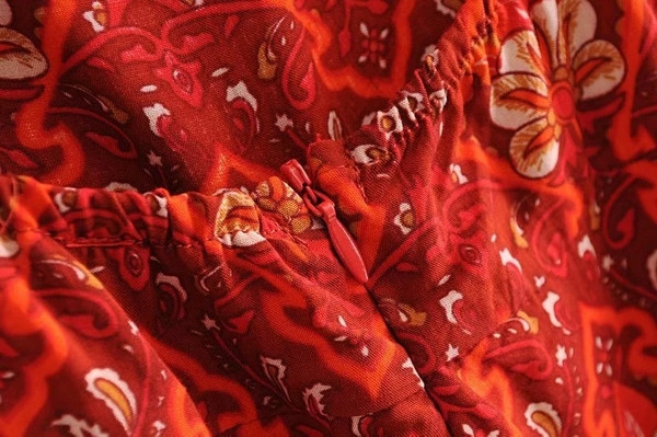 Salopeta de dama cu bretele subtiri