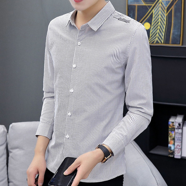 Új modell férfi ing három színben felirattal