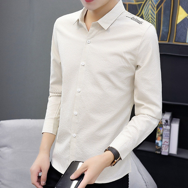 Új modell férfi ing három színben felirattal