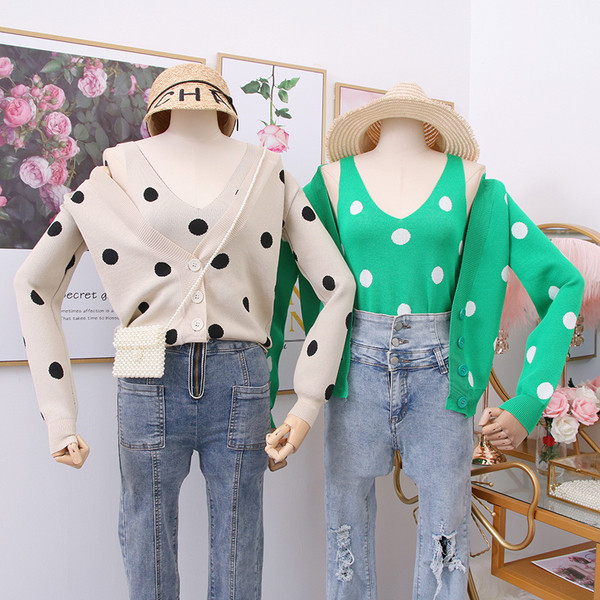 Aktuális női mellény pöttyökkel + tank top - három színben