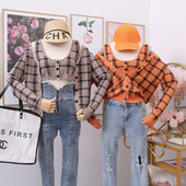 Kockás női mellény gombokkal - két színben