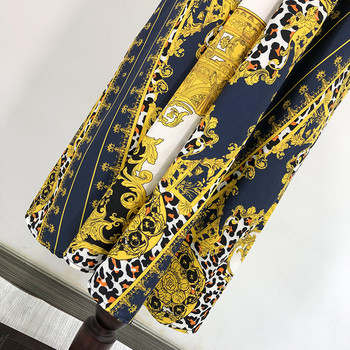 Hosszú, vágott ruha színes mintával