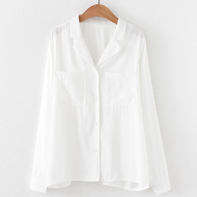 Aktuális női ing két színben, zsebekkel