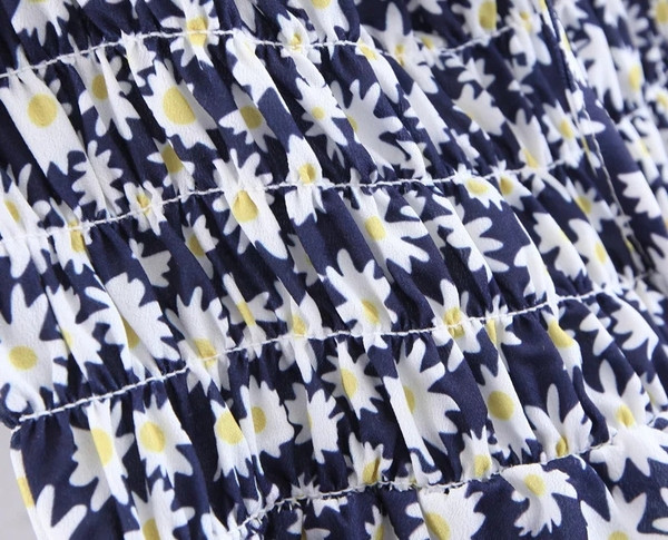 Salopeta de dama colorata cu maneca scurta - model scurt