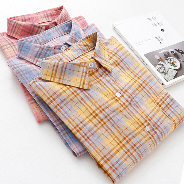 Cămașă de damă în carouri în trei culori cu buzunar