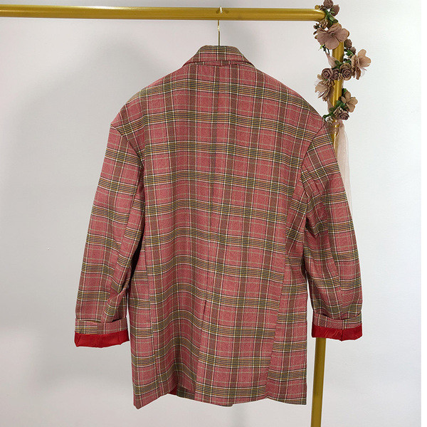 Jacheta in carouri lunga si lata cu nasturi