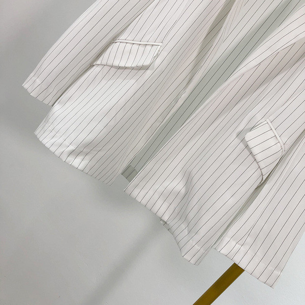 Hosszú női csíkos kabát - egyenes modell