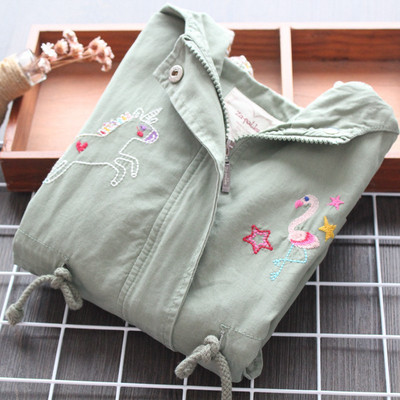 Új modell gyerekkabát lányoknak kapucnival két színben