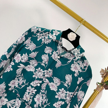 Hosszú női ruha 7/8 ujjú zöld színben, mintával