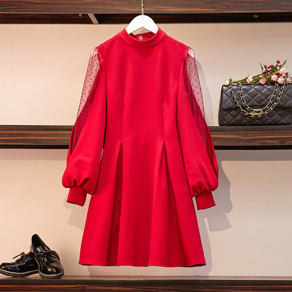 Stílusos női ruha fekete és piros színben 4XL méretig