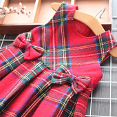 Rochie pentru copii decupata cu panglici in rosu pentru fete