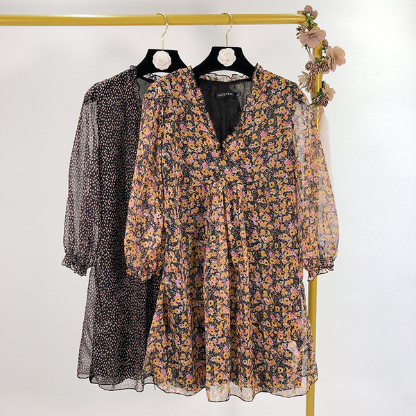 Rochie scurta din tul - model croiat, doua culori