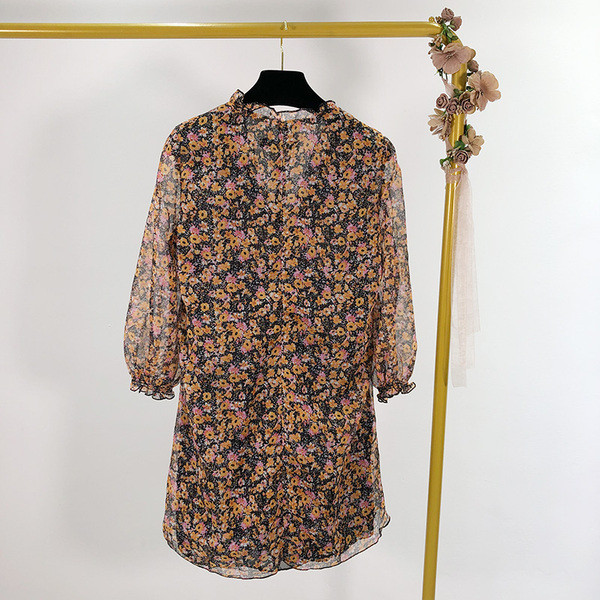 Rochie scurta din tul - model croiat, doua culori