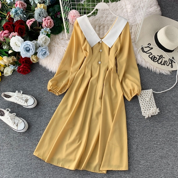 Rochie moderna de dama cu guler alb