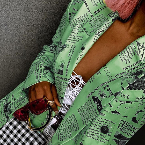 Geaca de dama model nou cu inscriptii de culoare verde