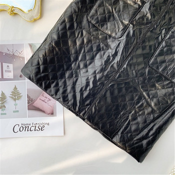 Női bőrszoknya fekete színben