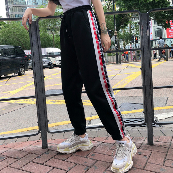 Pantaloni sport de damă alb-negru cu margini