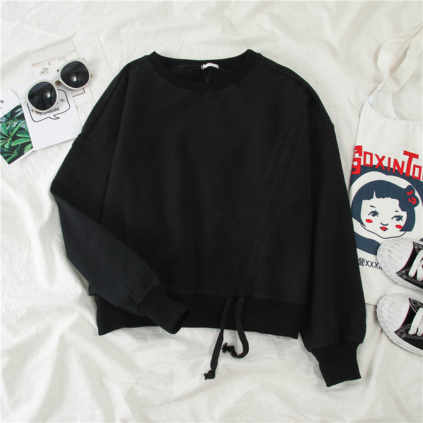 Bluză casual de damă în alb și negru cu cravate