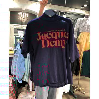 Modern női blúz rövid ujjal, több színben felirattal