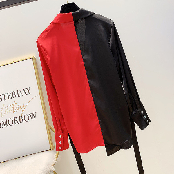 Fekete és piros női ing aszimmetrikus modellje