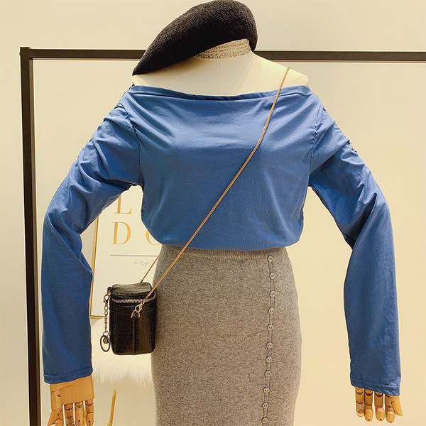 Csónakos nyakkivágású női blúz több színben