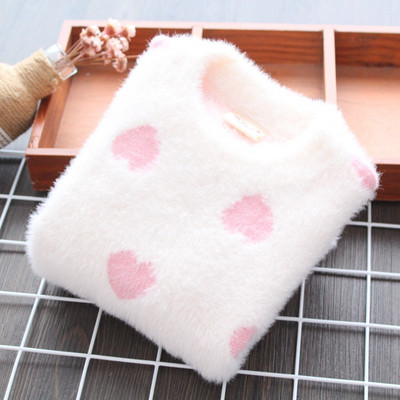 Model nou de pulover pentru copii cu inimioare in doua culori