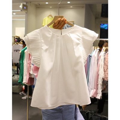 Bluză de damă cu decolteu O în culoarea albă