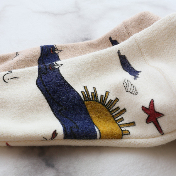 Modern női kardigán színes hímzéssel