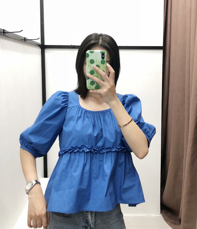 Bluză casual în albastru cu mâneci 3/4 și decolteu oval