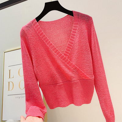 Női pulóver V-nyakkal több színben