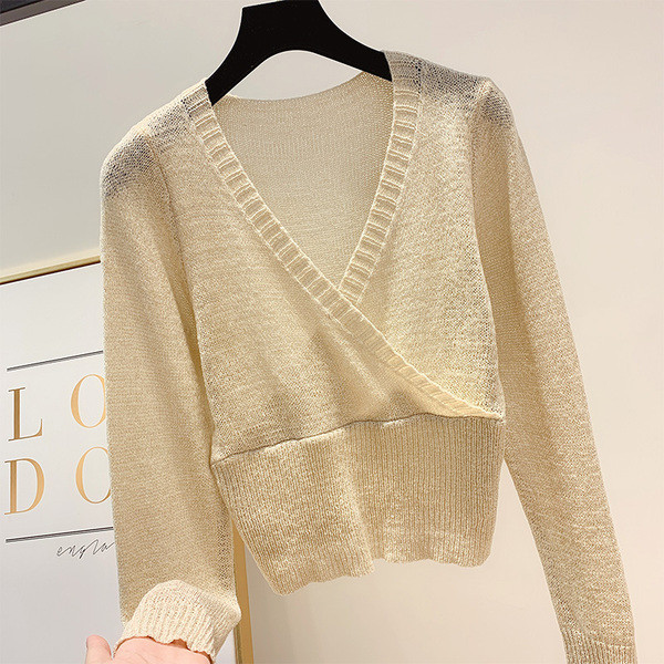 Női pulóver V-nyakkal több színben