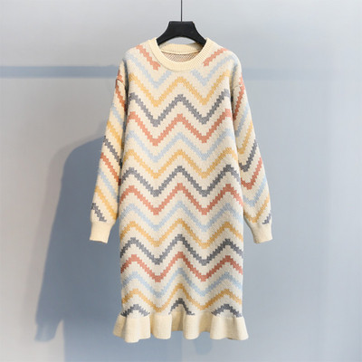 Női téli ruha O-nyakkal