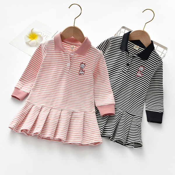 Csíkos gyerekruha hosszú ujjal, két színben hímzéssel