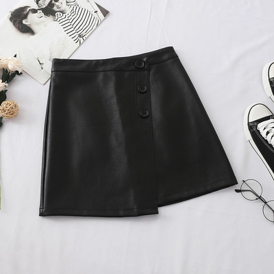 Fusta de dama moderna din piele ecologica cu nasturi